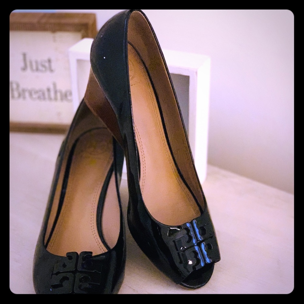 Tory Burch black classy wedges